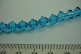 [ 6934 ] Conisch  geslepen  Glaskraal 8 mm.  Blauw, +/- 44 stuks