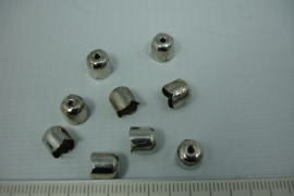 [5437 ] Eind kap 6 mm. Chroom kleur, 10 stuks