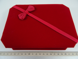 *[ 9137 ] Cadeau doos  18½x13½ cm. voor Sieraden set.