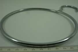 +[ 8342 ] Gesloten ring 15 cm. met vaste haak, Zilver kleur, per stuk