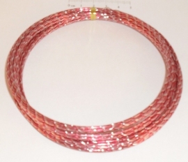 (5224) Aluminium draad 2mm gedraaid rood/verzilverd. 5 meter.
