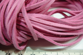 [ 6293 ] Plat Suede Veter 2.8 mm. licht Oud Roze, per meter