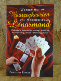 *Werken met de Waarzegkaarten van M. Lenormand