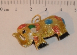 (5220) Cloisonne hanger olifant 35 x 21 mm.