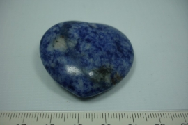 [5630 ] Natuursteen Hart Sodaliet, Blauw, +/- 38 x 41 mm.
