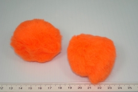 [OR, 041 ] pompons 5 cm. per twee