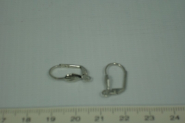[ 5322 ] Oorbel dicht 20 mm. Verzilverd met oogje en sierstuk, 2 paar