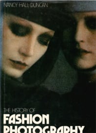Hall-Duncan, Nancy: The History of Fashion Photography