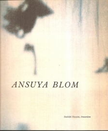 Catalogus Stedelijk Museum 737: Ansuya Blom.