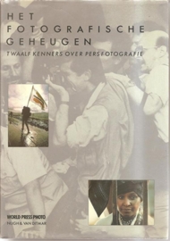 Meijer, Emile (samenstelling): "Het fotografische geheugen: twaalf kenners over persfotografie".