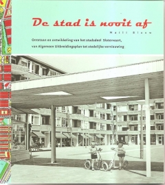 Blauw, Maili: De stad is nooit af