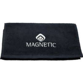 Magentic Towel Zwart Met Logo. 175018 30x50 cm