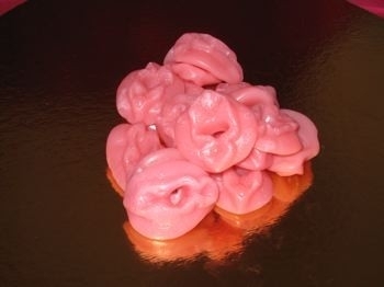 faillissement Wonderbaarlijk Andes Roze Mutsen (doos van 4 kilo) G 10 | Erotische Drop en Winegum |  WWW.EROSWEETES.COM