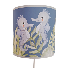 Wandlamp Under the sea blauw zeepaardjes