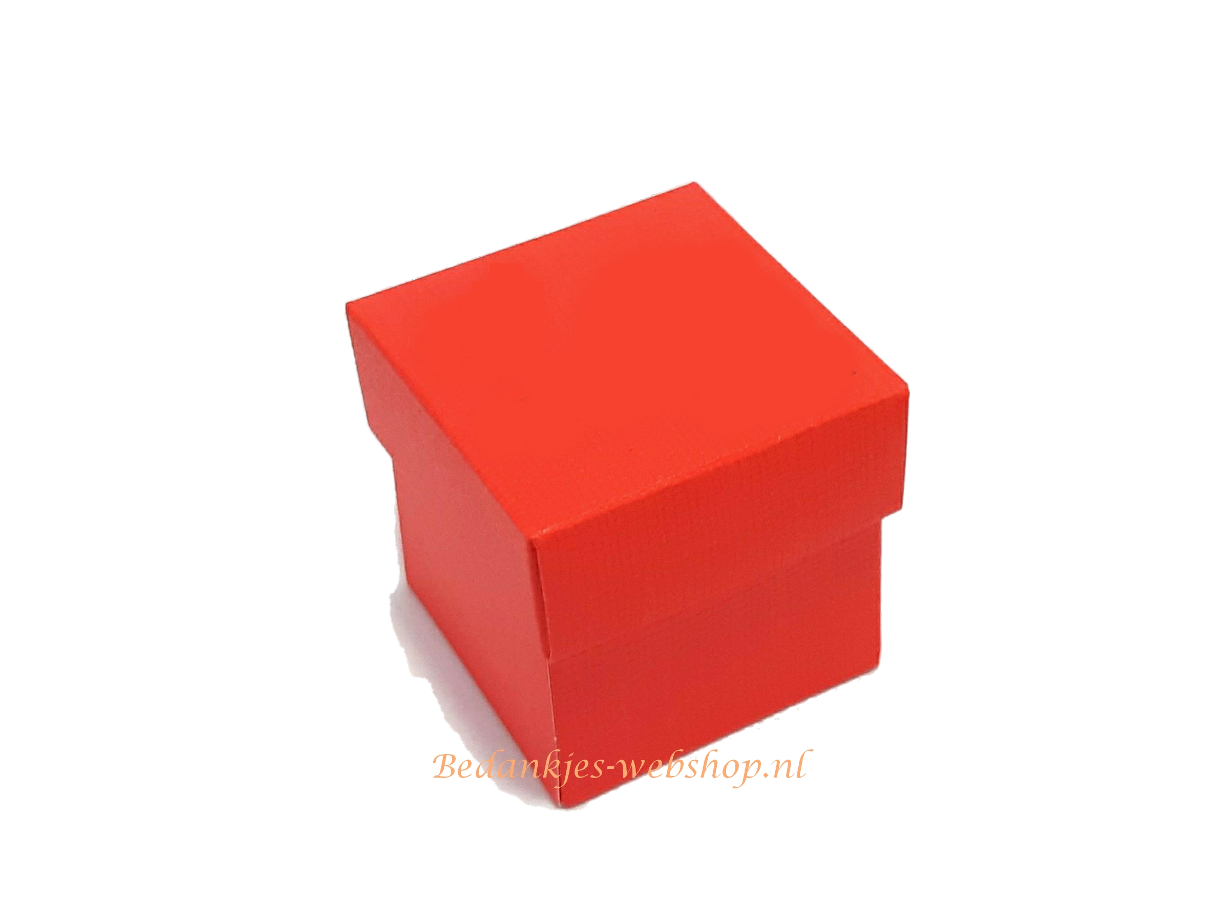 Vierkant doosje met deksel rood (zonder opmaak)