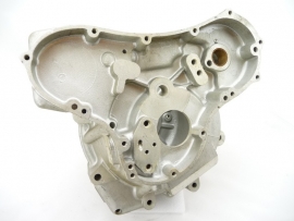 Norton Commando 750 Combat crankcase 06.4045 / 06.3786   replaces 06.1099 / 06.1112 / 06.3334 / 06.3787