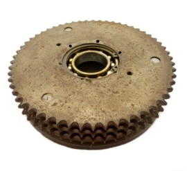 Norton Commando clutch sprocket with backplate (060742 - 062482)