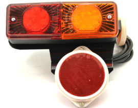 Velorex 700 led rear lamp assy 12 volt c/w reflectors replaces Part no: 443 312 251 104