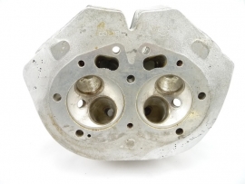 Norton Commando 750 Combat cylinder head (06-4097)