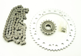 Triumph Trophy Trail TR5T sprocket & chain (37-4140 / 57-1476/18     57-1476-19