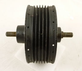 BSA B40 rear hub (40-6072)