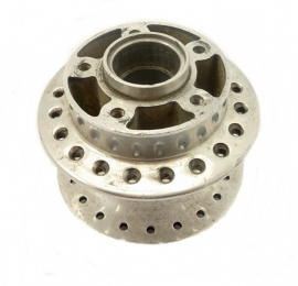 Norton Commando 750 - 850  Front wheel hub assy. cplt disc-type   Opn. 06-2867  ( 06-6024)