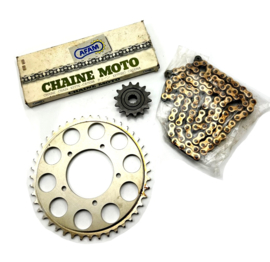 Morini 500  520  Sprocket & chain kit     Opn. 190131 - 432002   14T - 44T - 106E