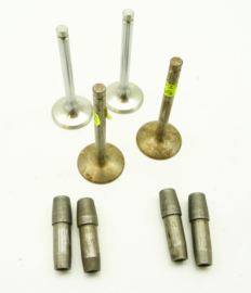 BSA A65 valves & guides set (opn 68-0156 68-0663 68-0159 68-0167)