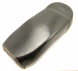 BSA A75 Rocket III dual seat (82-8942)