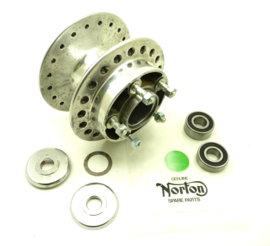 Norton Commando 750 - 850  Front wheel hub assy. cplt disc-type   Opn. 06-2867  ( 06-6024)