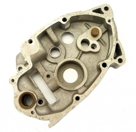 Triumph T140 TR7 gearbox inner cover (57-7049/ 57-3752)