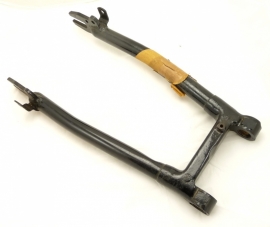 Triumph T90 T100 rear swingingarm (82-7375)