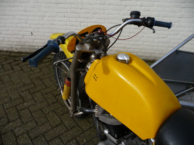 Norton-Wasp83 Norton-Wasp83