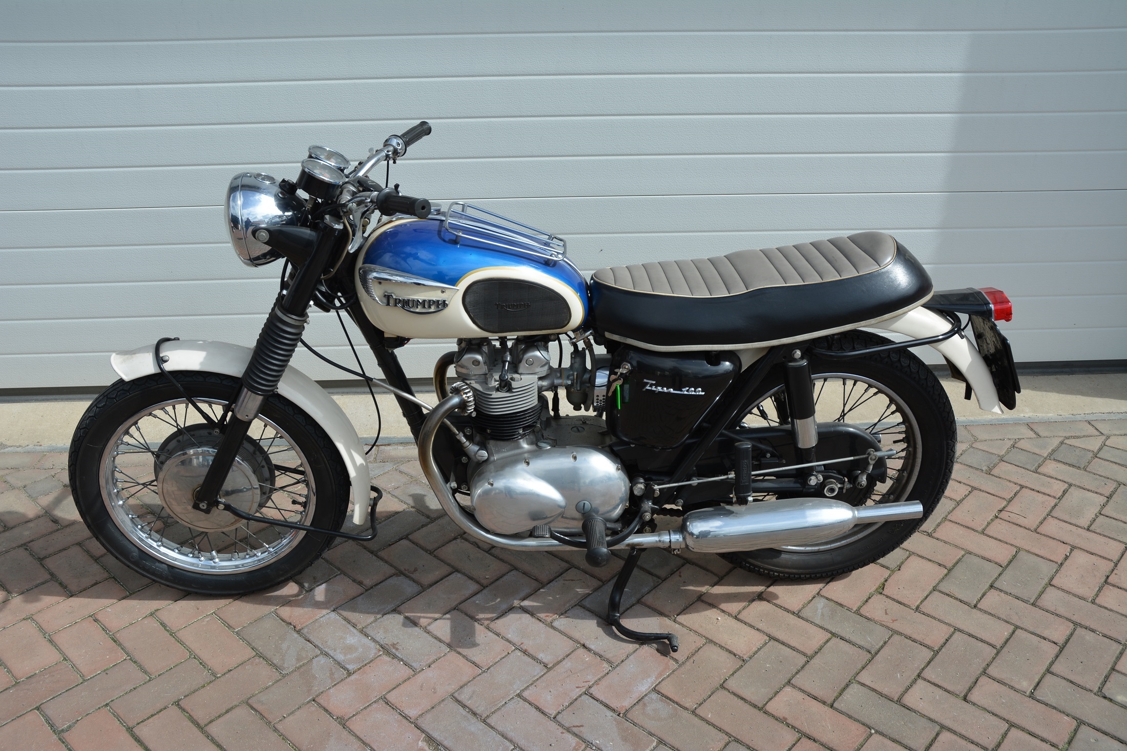 Triumph Tiger 100 500cc Twin Triumph Tiger 100 500cc Twin