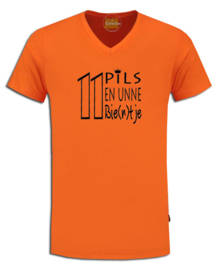 Oranje Koningsdag t-shirt " 11 pils en unne bie(r)tje "