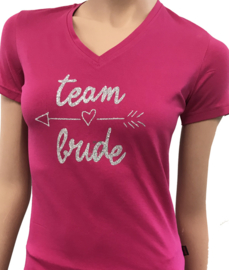 t-shirt vrijgezel "Team Bride" dames V-hals pink met zilver glitters