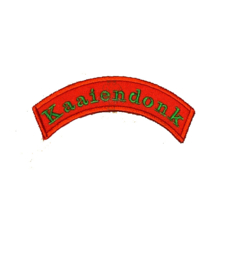 Geborduurd embleem met eigen naam of tekst diverse varianten rood/groen