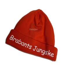 Brabants babymutsje rood met opdruk Brabants Jungske