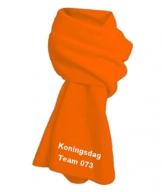 Koningsdag fleece sjaal oranje met geborduurde eigen tekst