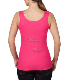 Roze tanktop met opdruk "Gee is ok"