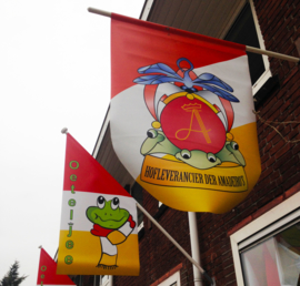 Hofleverancier Oeteldonkse Club....hij hangt