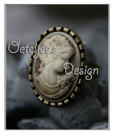 Camee ring - Metaal brons/goudkleur met afbeelding dame