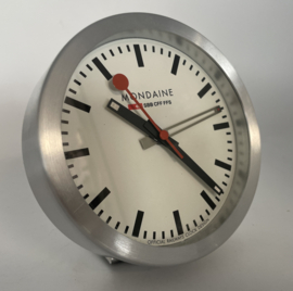 Seiko Mini quartz met alarm as. 6.2 mm  o.a. Mondaine tafelklok
