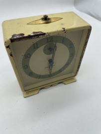 WK0010 retro wekker 'Ingersoll' 130 mm