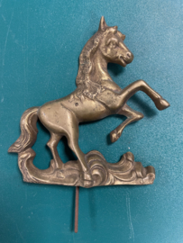 Antiek gegoten koperen paard voor bekroning van een regulateur 140 mm