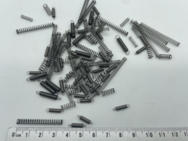 sp88 Spiraal veertjes set van 100
