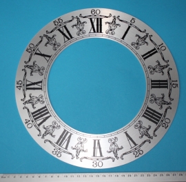 109.64 geslepen wijzerplaat met geëtste Romeinse cijfers, 272 mm