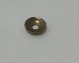 sc.2 Bolle ring met centraal gat voor het fixeren van de minutenwijzer