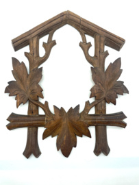 Ko1 Vintage houten ornament/omlijsting voor een koekoeksklok
