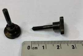 H75.1 set van 2 stalen schroeven voor het fixeren van uurwerk aan stoeltje, 3 mm